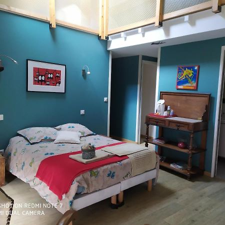 Bed and Breakfast Le Nid D'Hirondelles Perthes-en-Gatinais Exterior foto