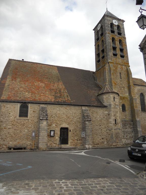 Bed and Breakfast Le Nid D'Hirondelles Perthes-en-Gatinais Exterior foto
